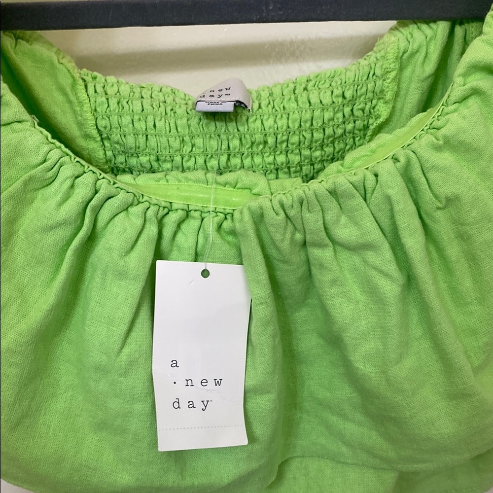 Lime Green Off the Shoulder Ruffle Linen Crop Top - Picture 5 of 6